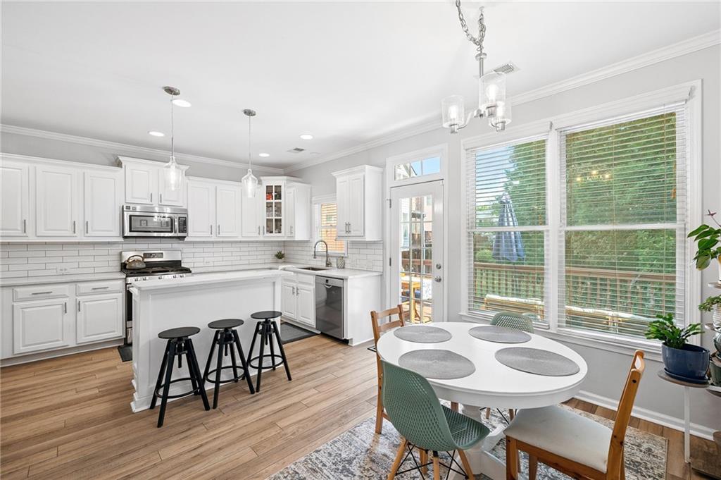 5710 Waters Edge Trail