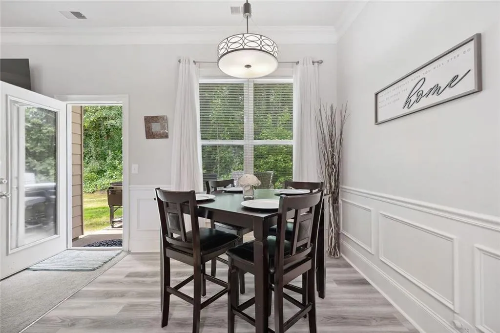 Forest Park, Georgia 30297, United States, 5 Bedrooms Bedrooms, ,3 BathroomsBathrooms,Residential,Active,139060