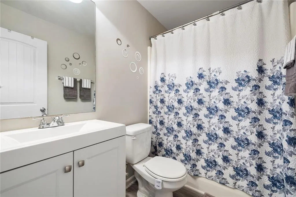 Forest Park, Georgia 30297, United States, 5 Bedrooms Bedrooms, ,3 BathroomsBathrooms,Residential,Active,139060