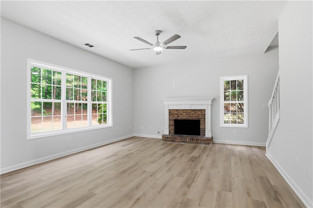 2425 Santa Barbra Court SE