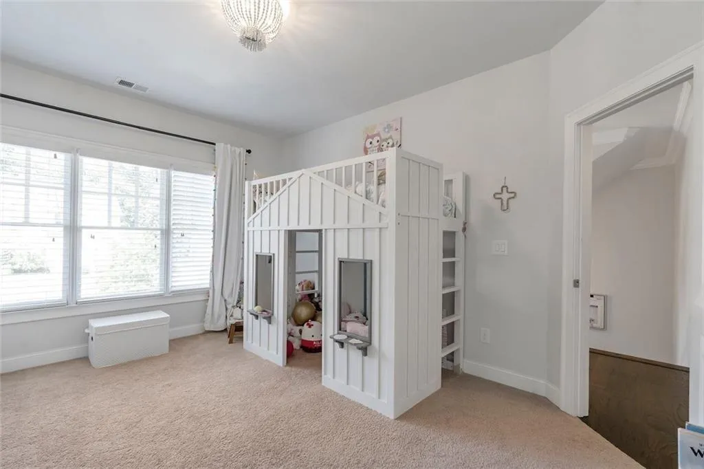 Alpharetta, Georgia 30004, United States, 4 Bedrooms Bedrooms, ,4 BathroomsBathrooms,Residential,Pending,202865