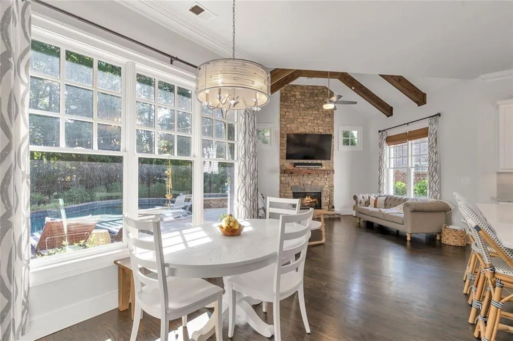 Alpharetta, Georgia 30004, United States, 4 Bedrooms Bedrooms, ,4 BathroomsBathrooms,Residential,Pending,202865