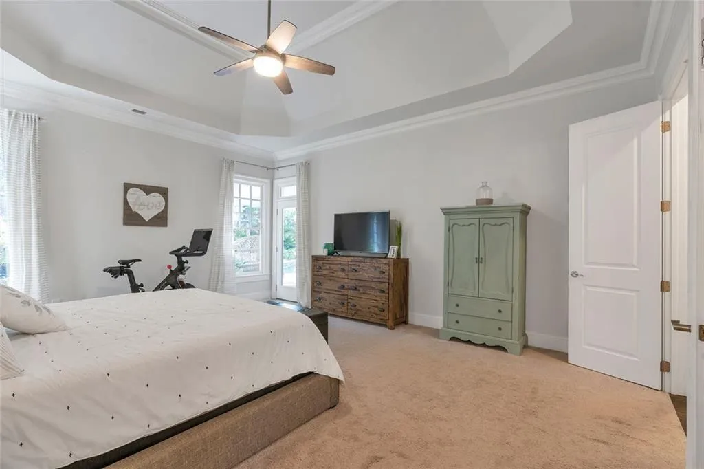 Alpharetta, Georgia 30004, United States, 4 Bedrooms Bedrooms, ,4 BathroomsBathrooms,Residential,Pending,202865