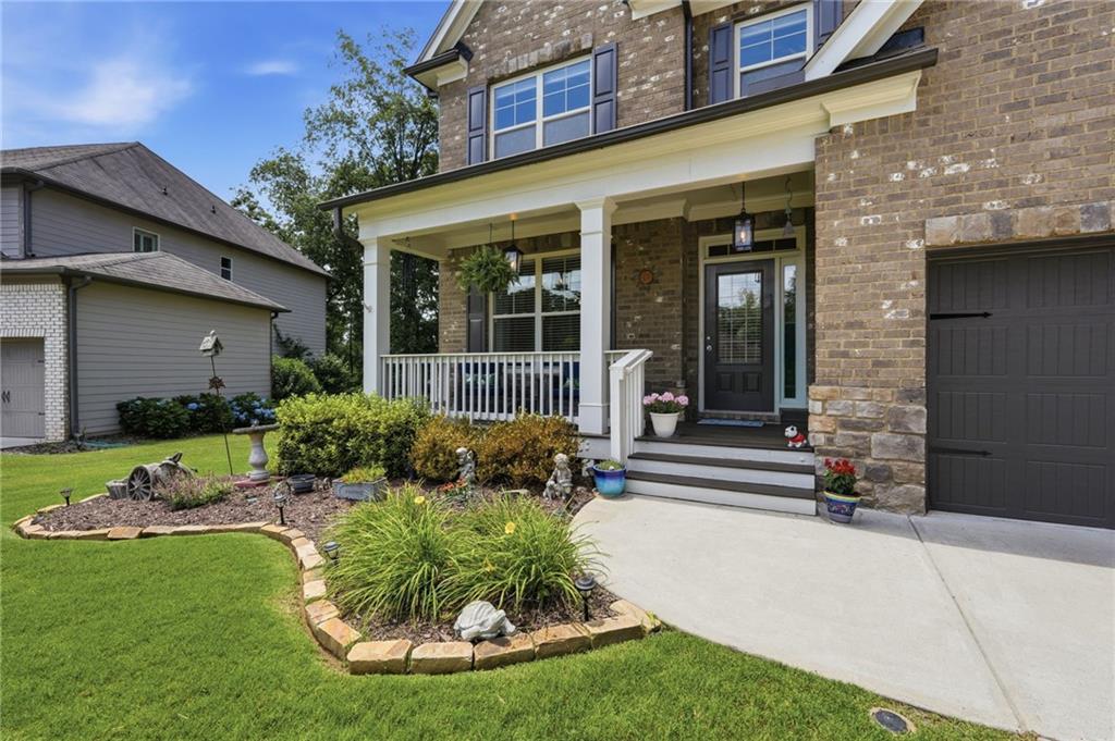5745 Sutters View