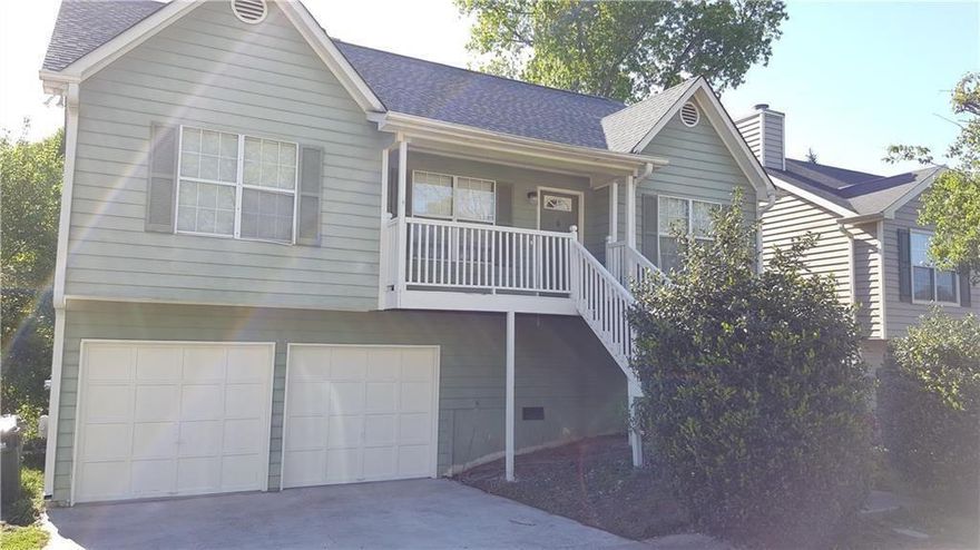 Not available for showings until Aug. 1. 

Beautiful, quiet 1/1 apartment with stepless entry. Separate entrance. Driveway parking space. COMPLETELY renovated unit plus laundry room. Conveniently located near Smyrna Market Village, Truist Park, Vinings & more. Easy highway access. Utilities additional.