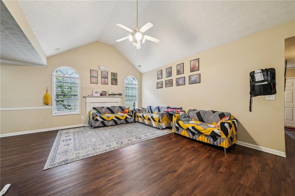 876 Ashton Oak Circle