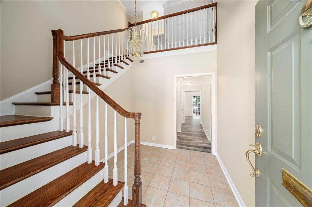 1673 Executive Park Lane NE