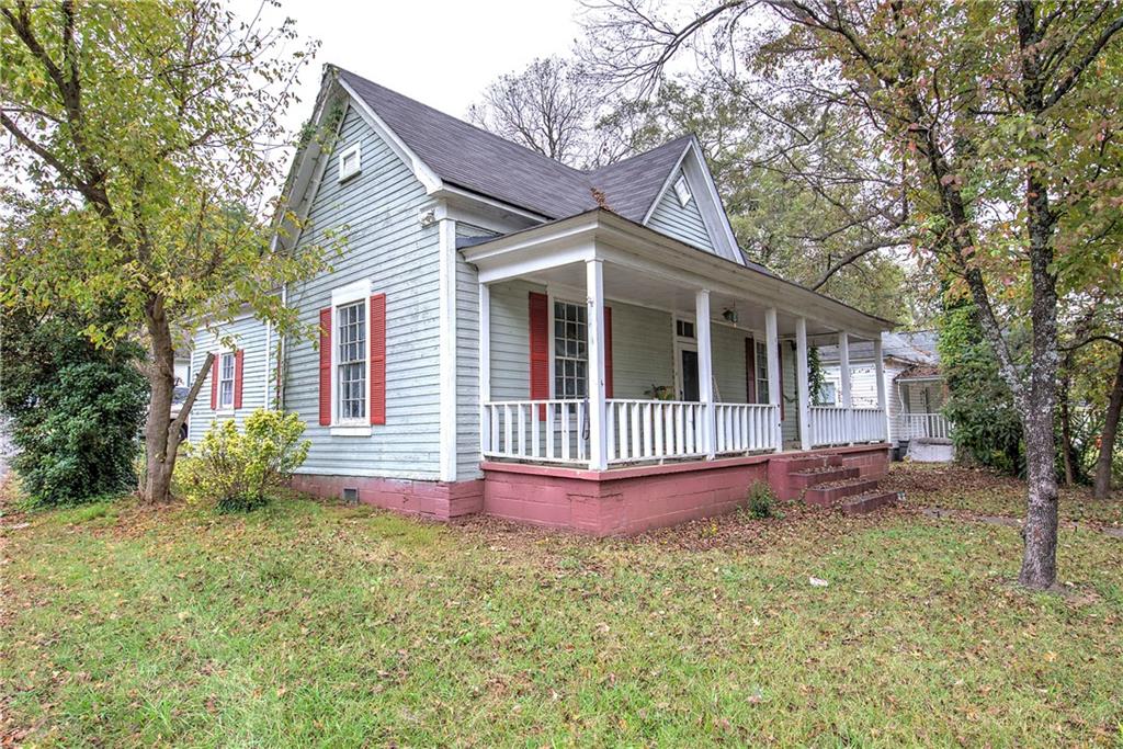 413 Calhoun Avenue NE
