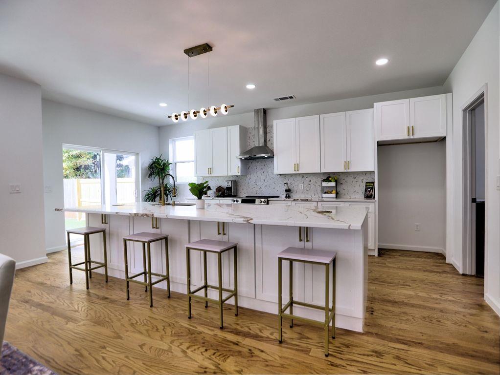 2590 BATES Street SE