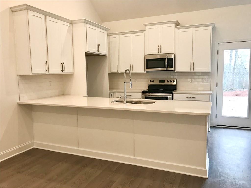 129 Mores Elm Loop