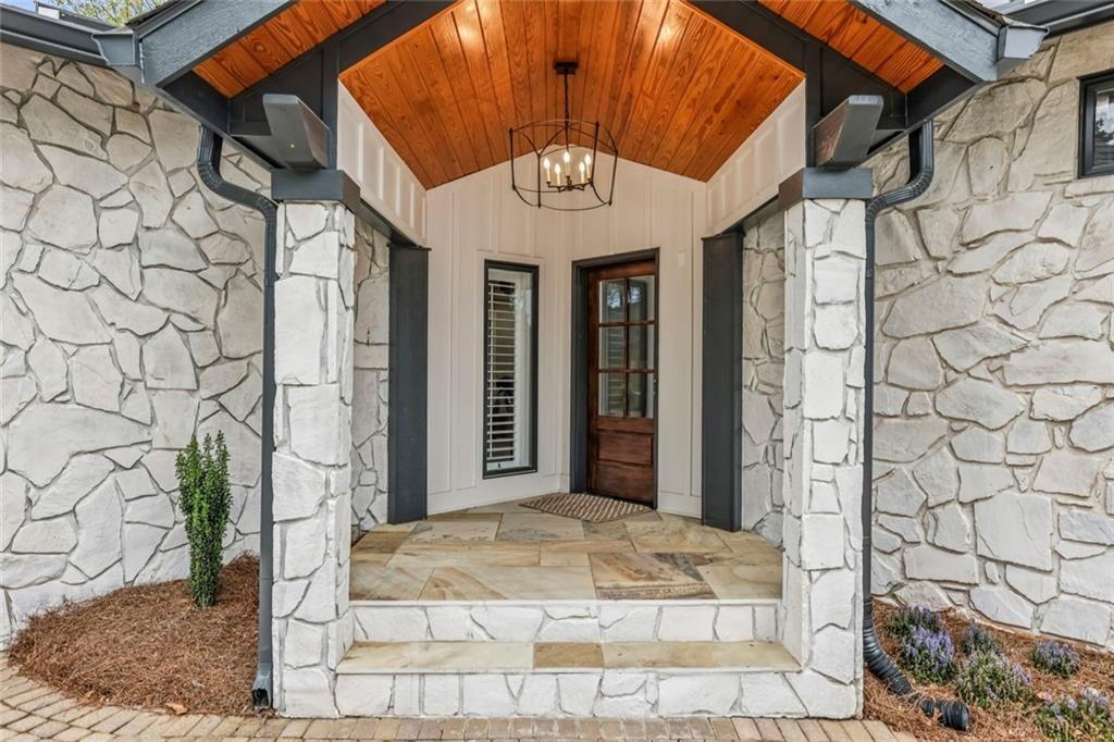 6592 Gaines Ferry Road