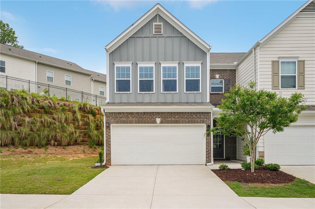 302 Braswell Court, Woodstock, Georgia image 1