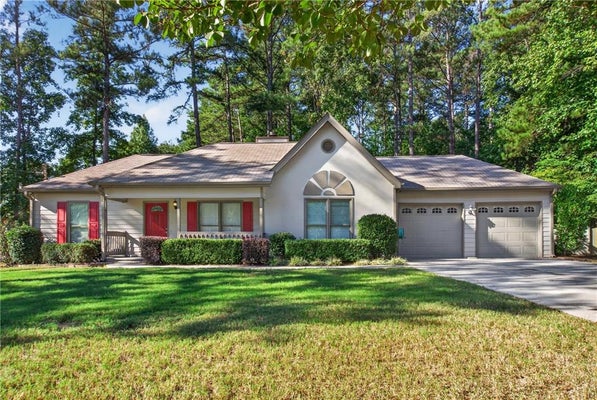 15 CHRISTIAN WOODS CT, CONYERS, GA 30013 - Image 88ca4ccb45256a8b62b7c1d220134fef/1138843840