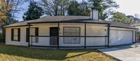 A home in Lilburn