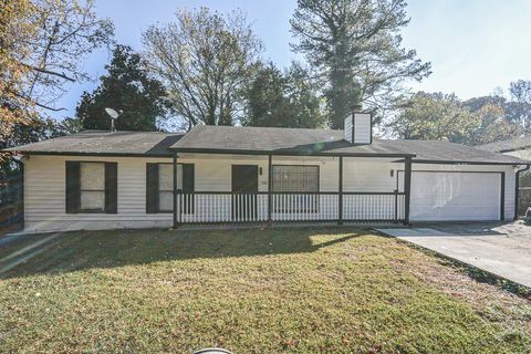 A home in Lilburn