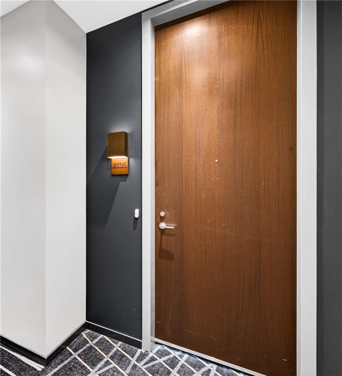 45 Ivan Allen Junior Boulevard NW 2705