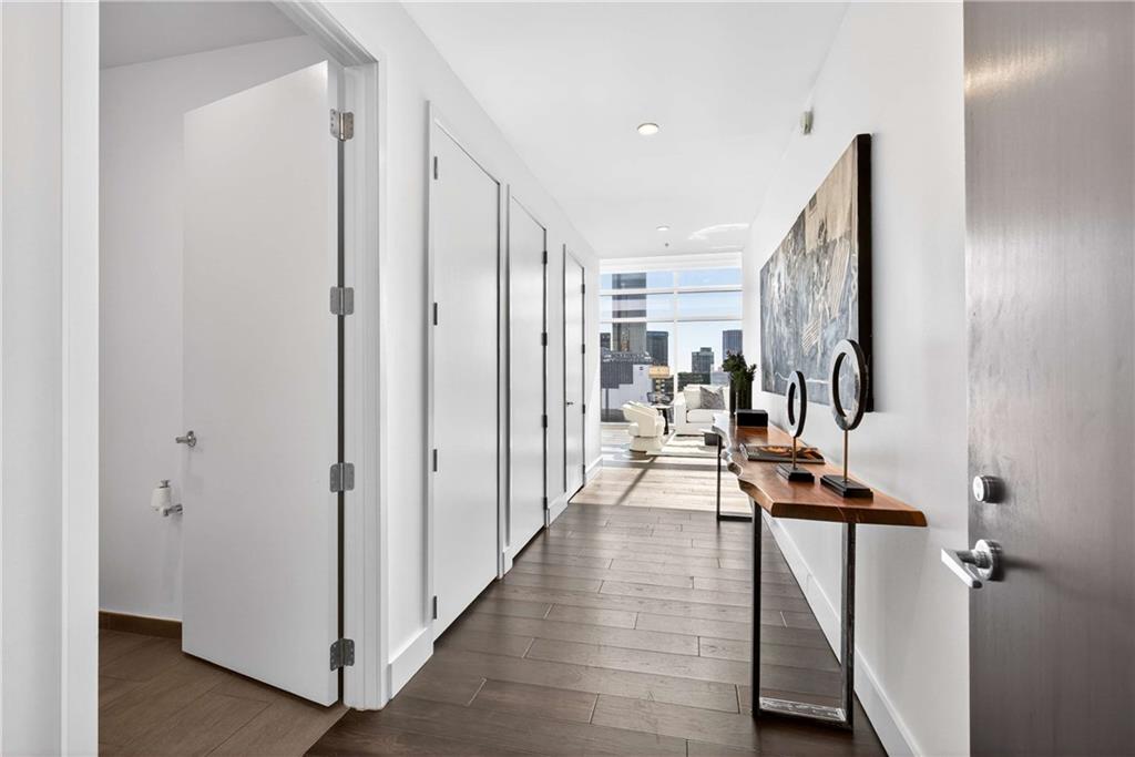 45 Ivan Allen Junior Boulevard NW 2705