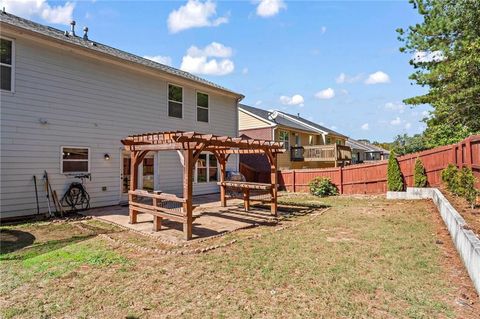 A home in Dacula