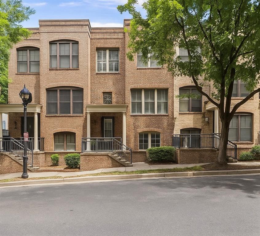 Cosmopolitan - Residential