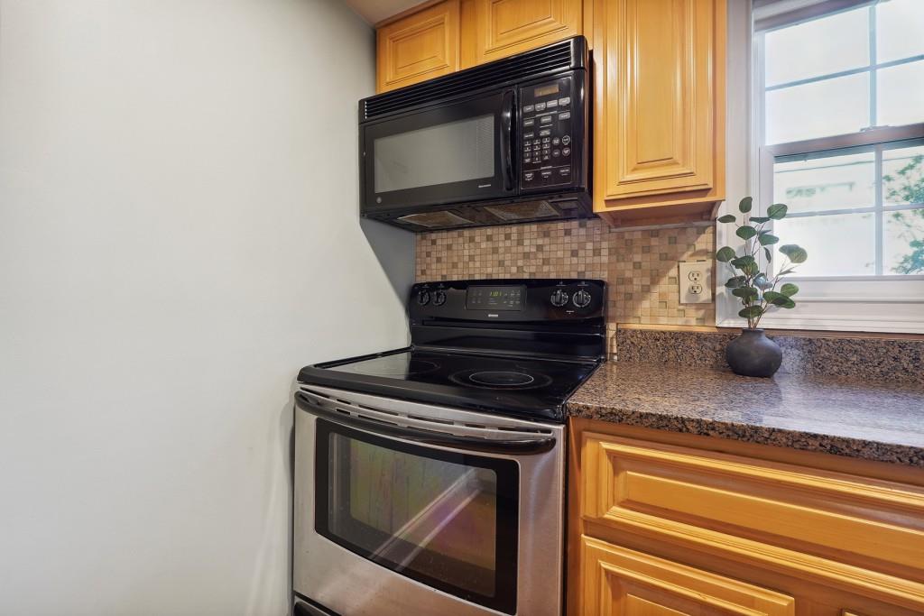 The Palms - Residential Lease