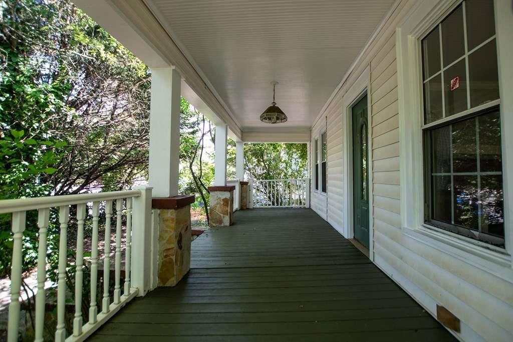 99 Moreland Avenue SE