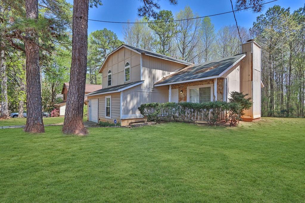 1045 Forest Path, Stone Mountain, Georgia image 5