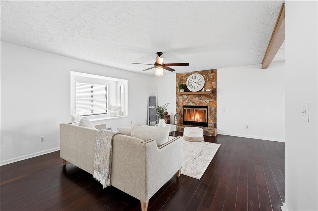 5720 Deerfield Place NW