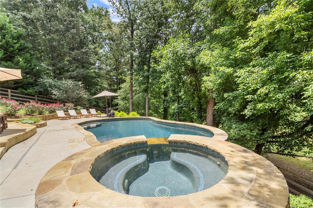 402 Greyfield Drive
