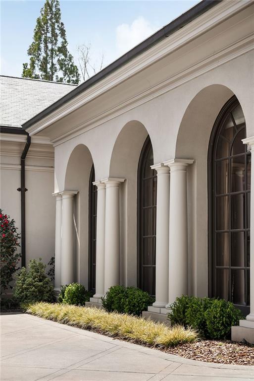 9 Acre Gated Estate - Residential