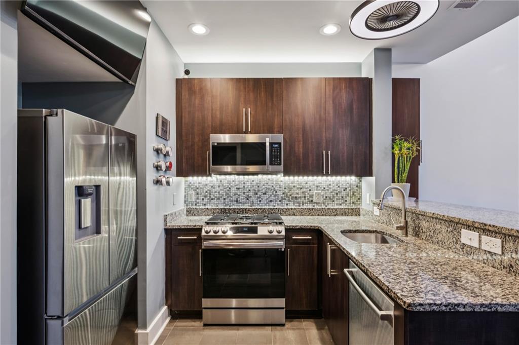 1245 Caroline Street NE 220