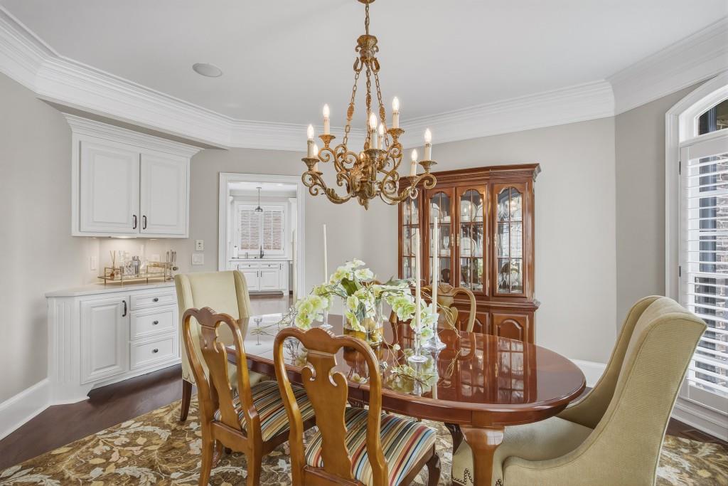 3055 Brown Point Place NE