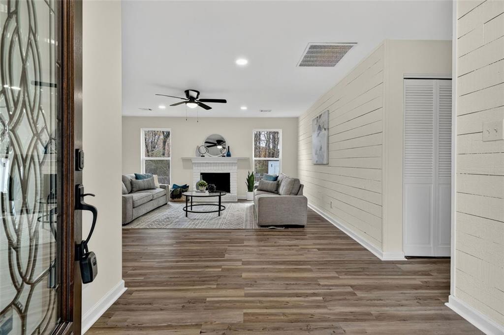 1188 Cottonwood Drive