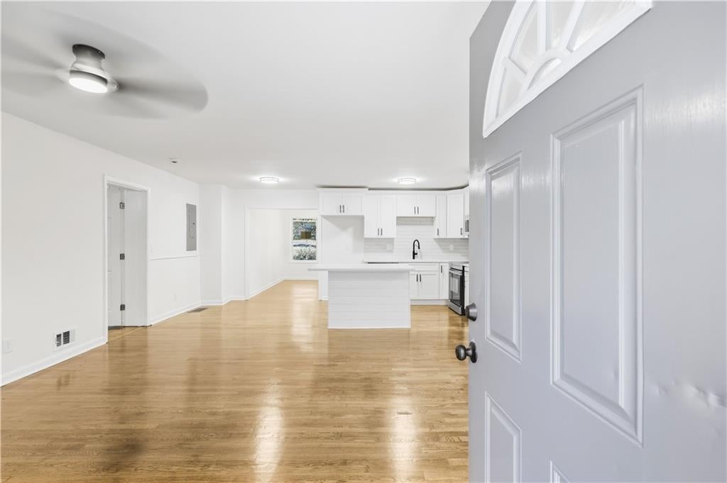 1961 Glenmar Drive