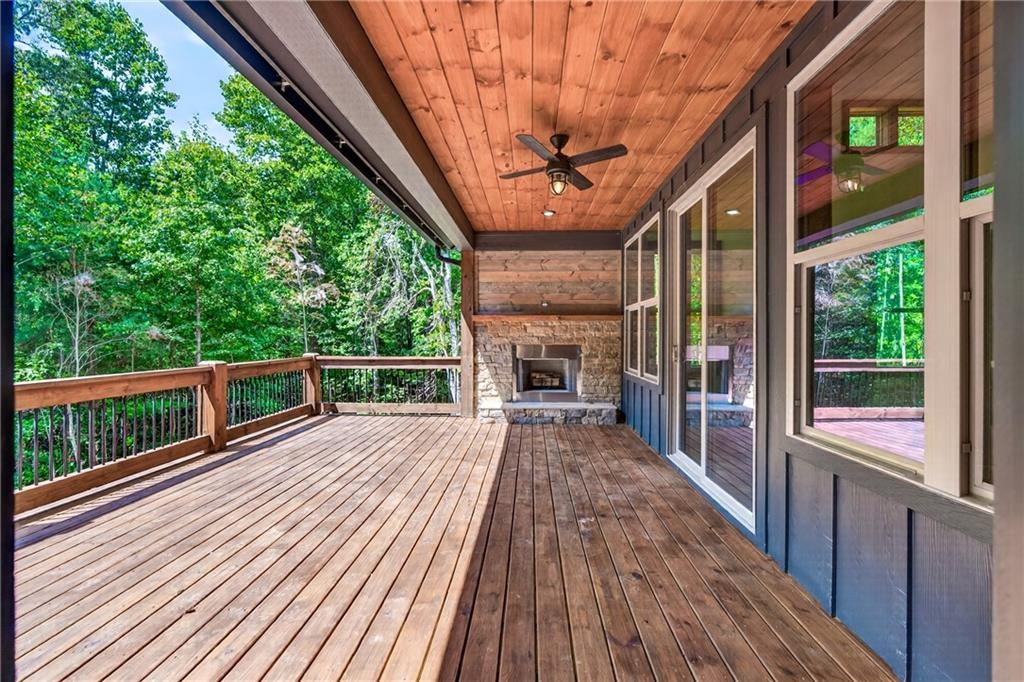 824 Banks Rd