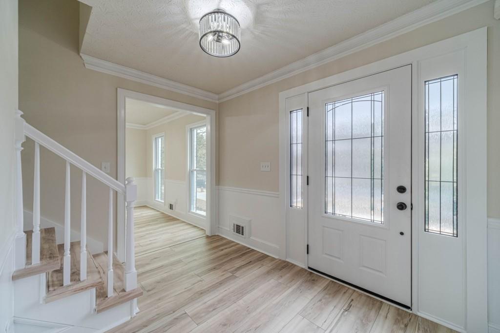 380 Cardigan Circle SW