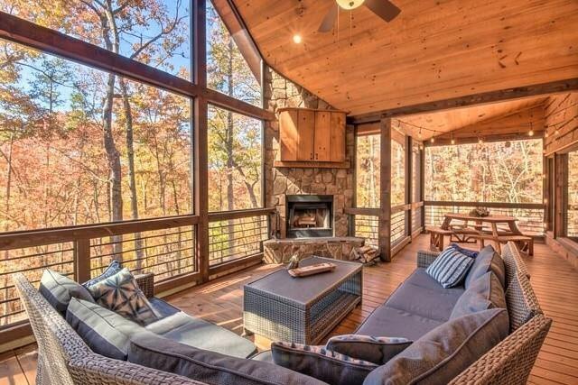 187 Hayden Way Drive