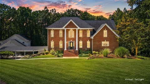Homes For Sale - 7488 Shadburn Ferry Road<br/> Forsyth County, Cumming, GA 30041