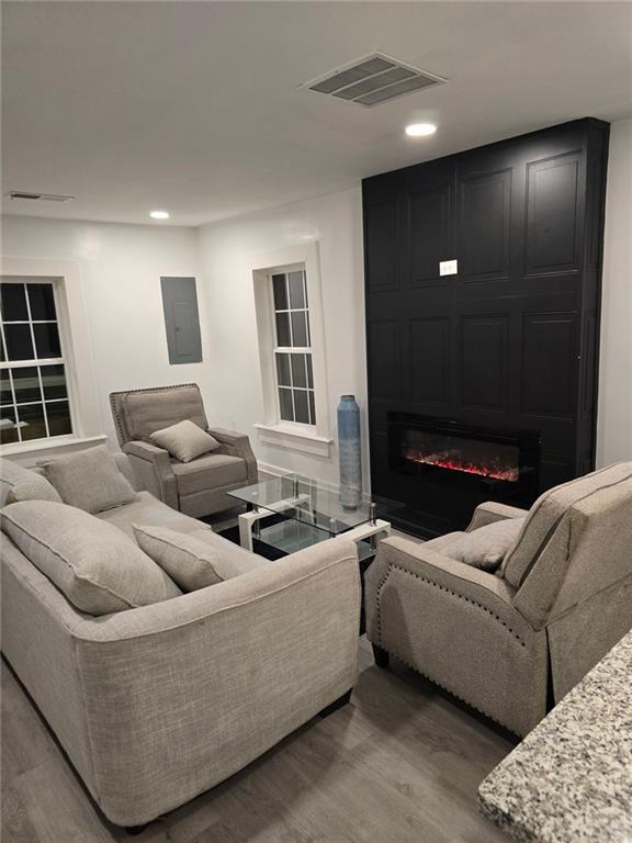 1149 TUCKER Place SW