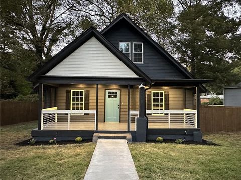 1149 TUCKER Place SW Atlanta GA 30310