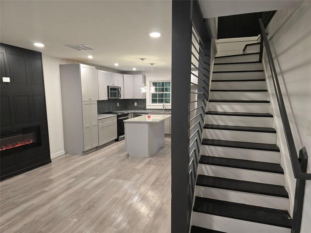 1149 TUCKER Place SW