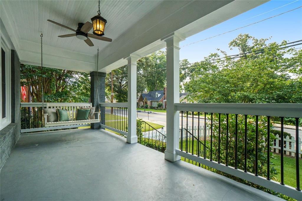 232 Lindbergh Drive NE