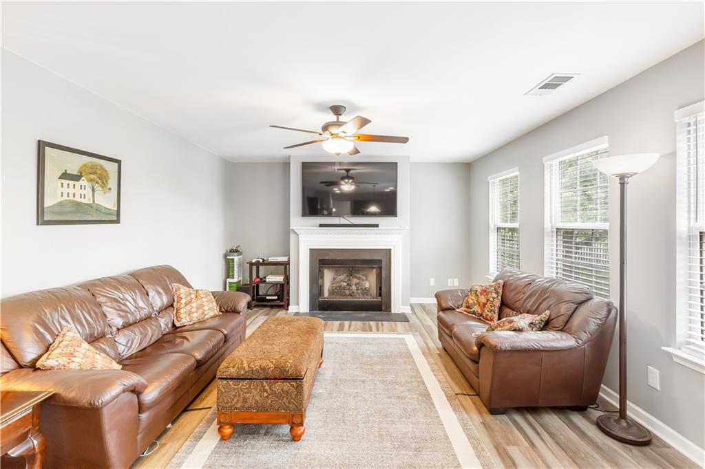 1194 Grandview Circle