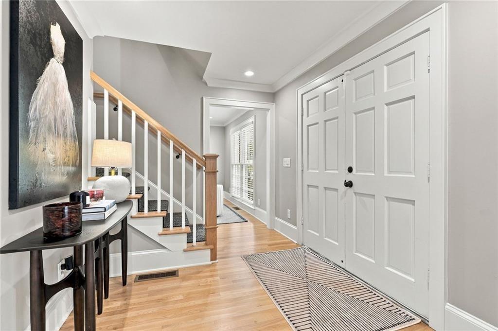 5179 Meadowlake Drive