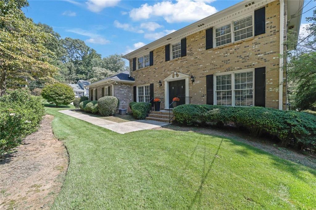 5179 Meadowlake Drive