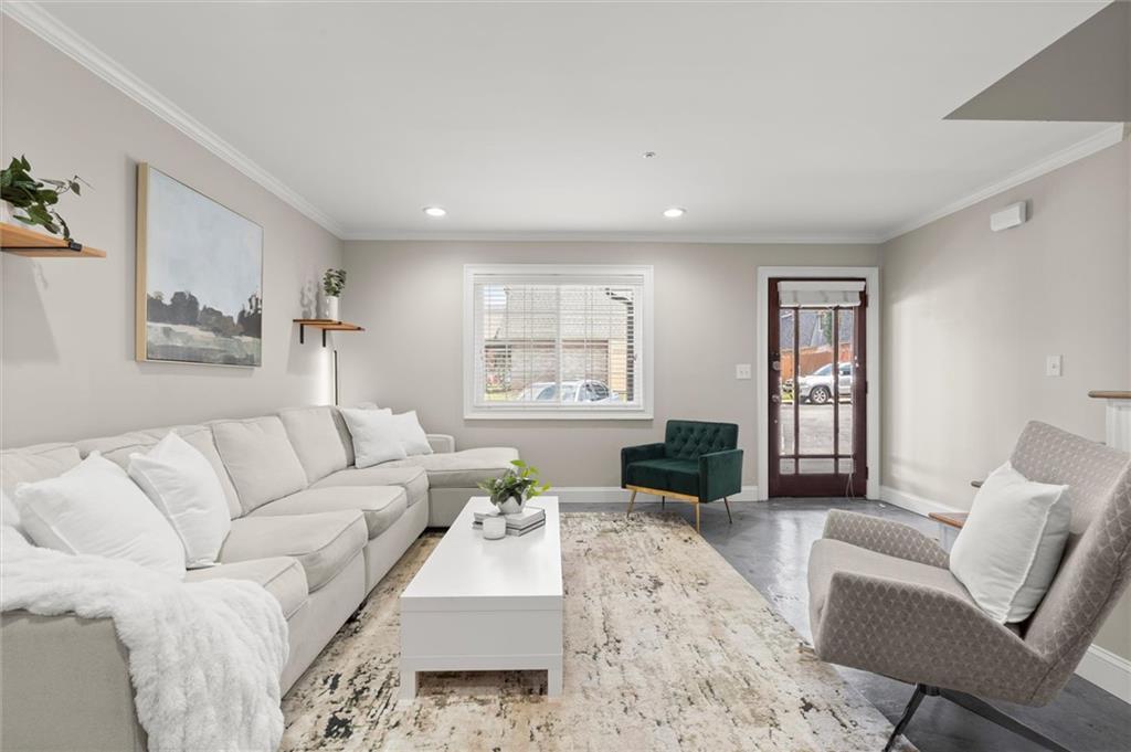 139 Rondak Circle SE