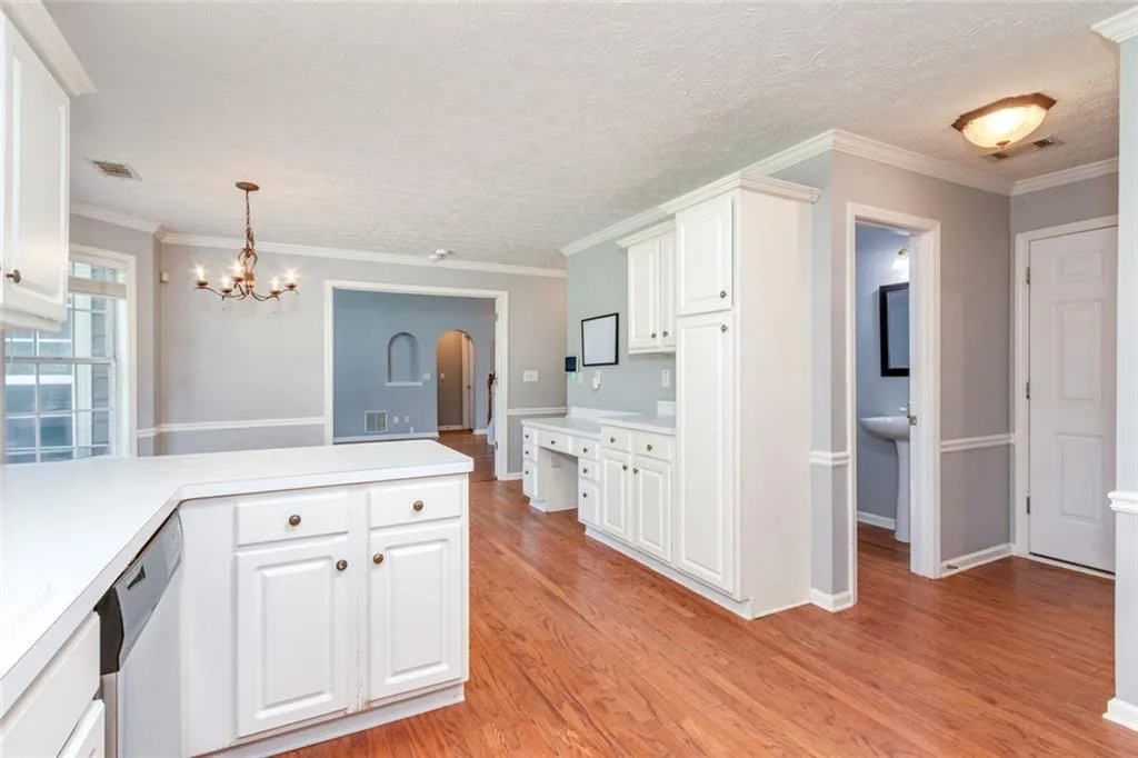 Loganville, Georgia 30052, United States, 5 Bedrooms Bedrooms, ,3 BathroomsBathrooms,Residential,Active,150677