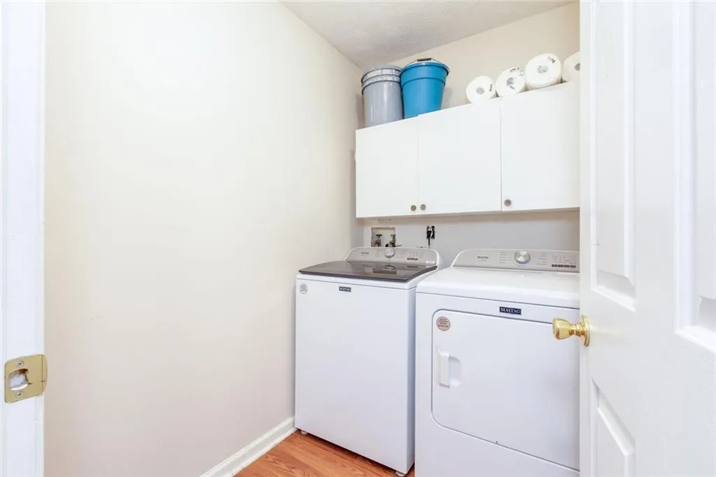 Loganville, Georgia 30052, United States, 5 Bedrooms Bedrooms, ,3 BathroomsBathrooms,Residential,Active,150677