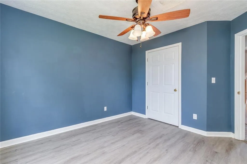 Loganville, Georgia 30052, United States, 5 Bedrooms Bedrooms, ,3 BathroomsBathrooms,Residential,Active,150677