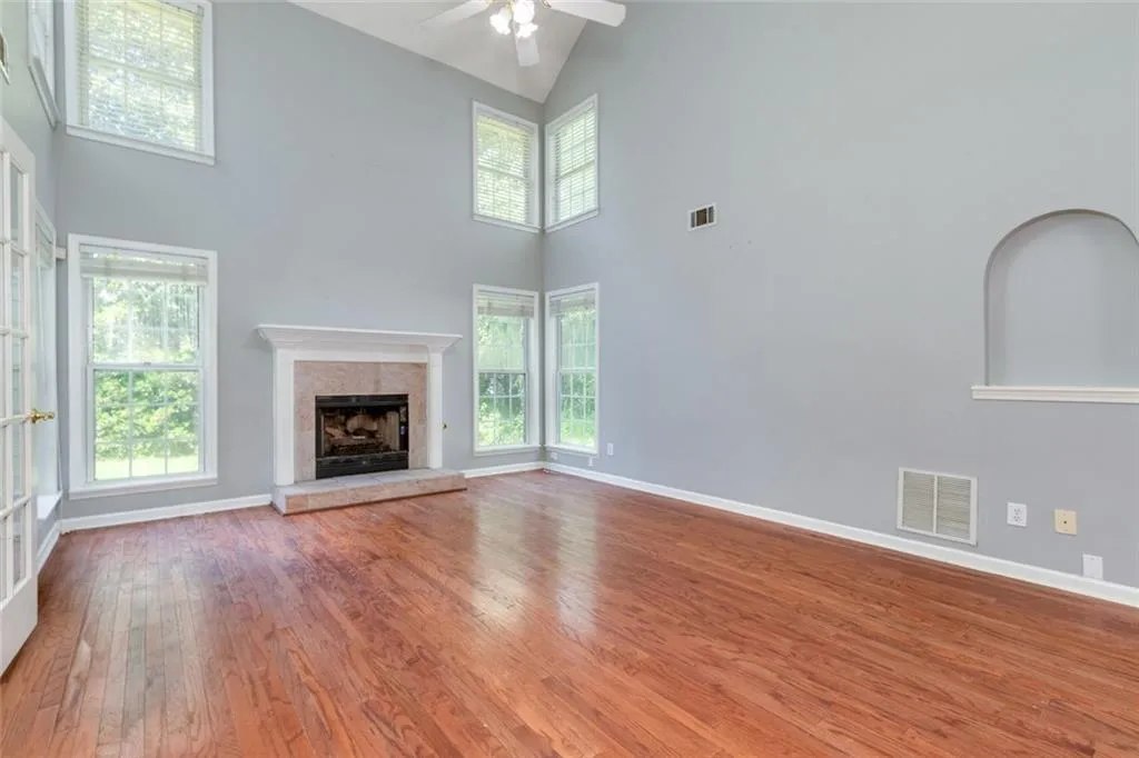 Loganville, Georgia 30052, United States, 5 Bedrooms Bedrooms, ,3 BathroomsBathrooms,Residential,Active,150677