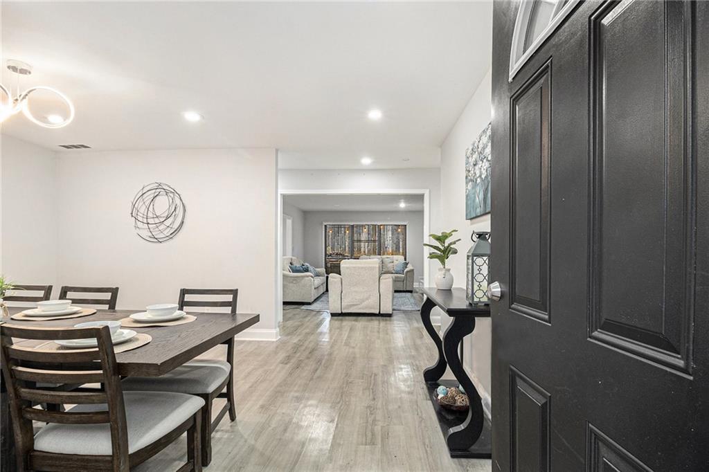 3211 Olde Dekalb Way